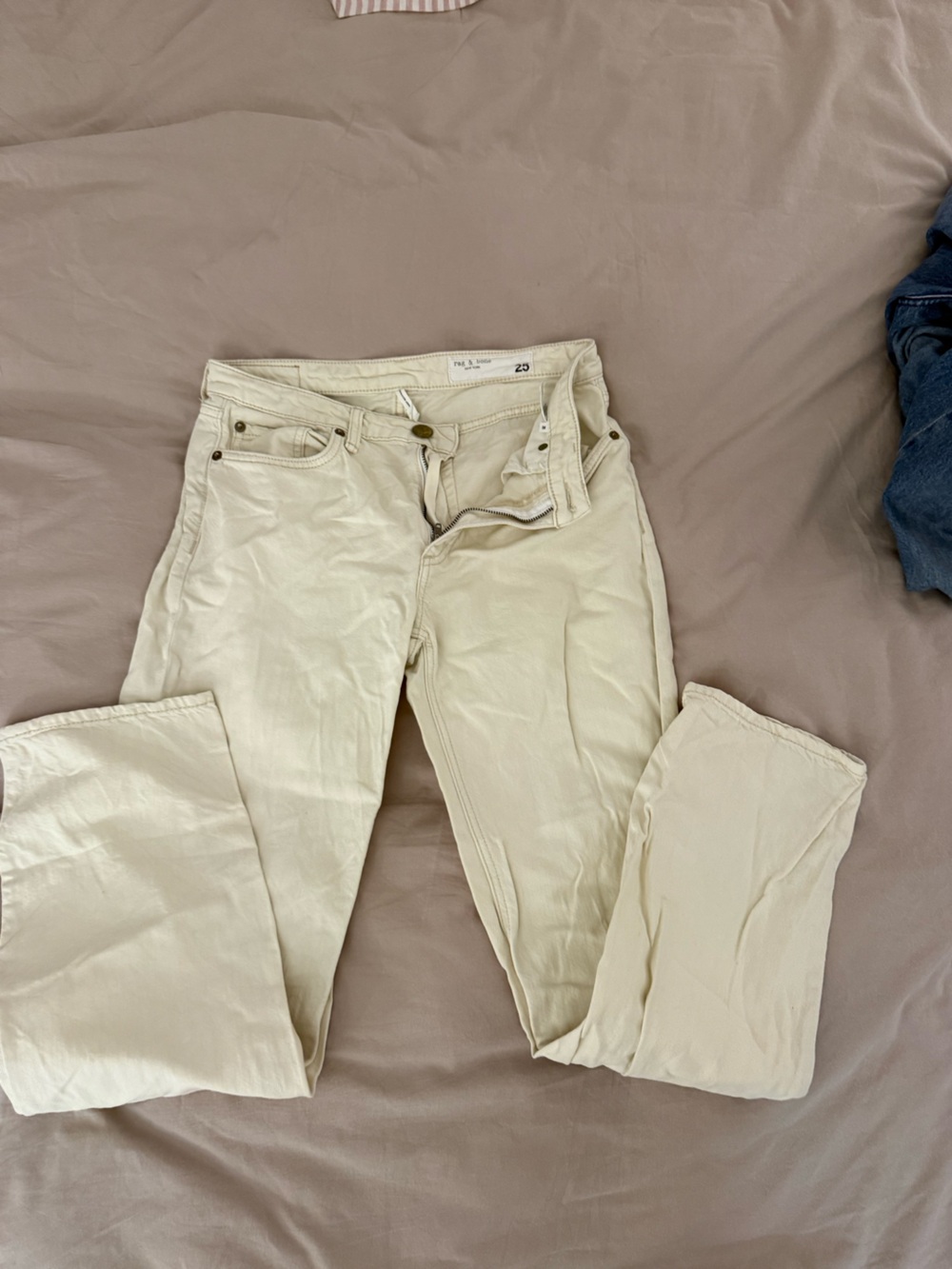 Rag and bone cream straight jeans mid rise